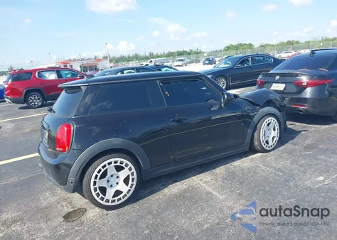 2017 Mini Hardtop Cooper из США, поврежденный, VIN WMWXP5C3XH2D71325